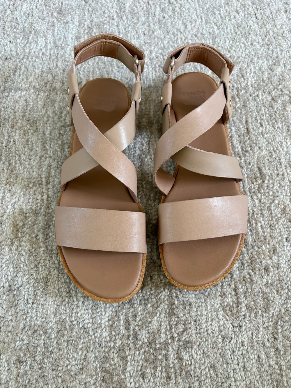 Sorel Ella III Crisscross Sandal, size 9 - Picture 3 of 8